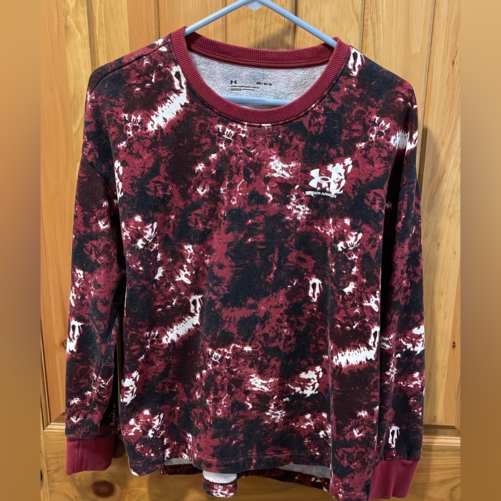 Under armour sweatshirt